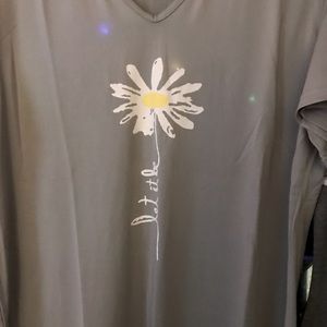 Chic me shirt size medium color gray